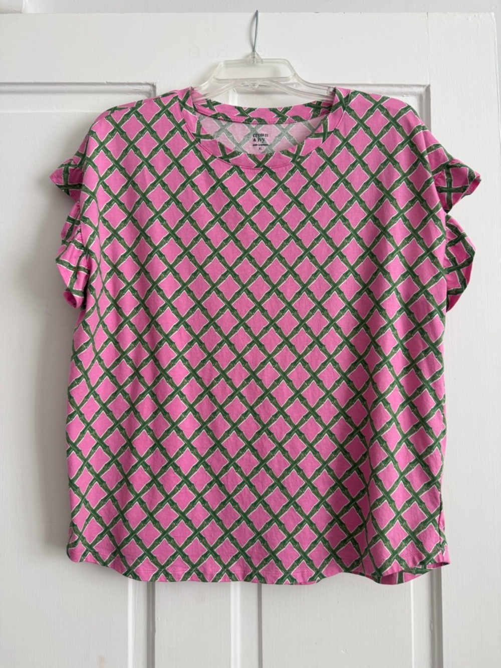 crown & ivy Pink Short Sleeve Top with Green Lattice Pattern